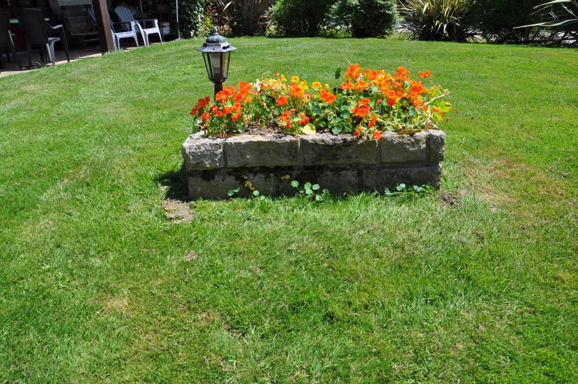 Perrault Gites Loscouet-sur-Meu Exterior foto